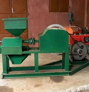 Presse à huile palmiste à moteur diesel