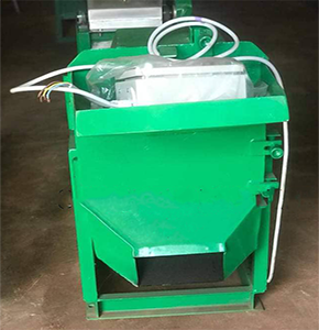 Concasseur de noix de palme