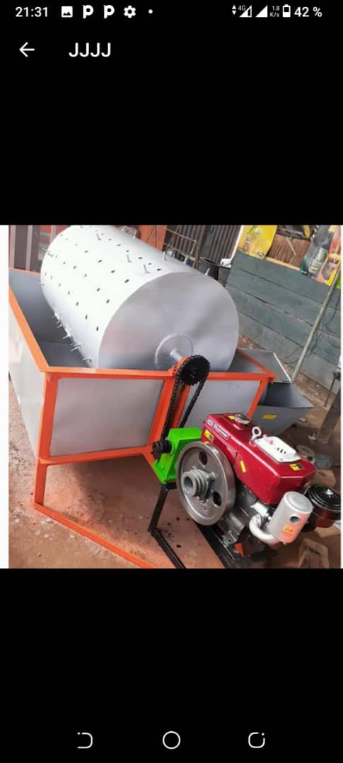 Eplucheuse de manioc